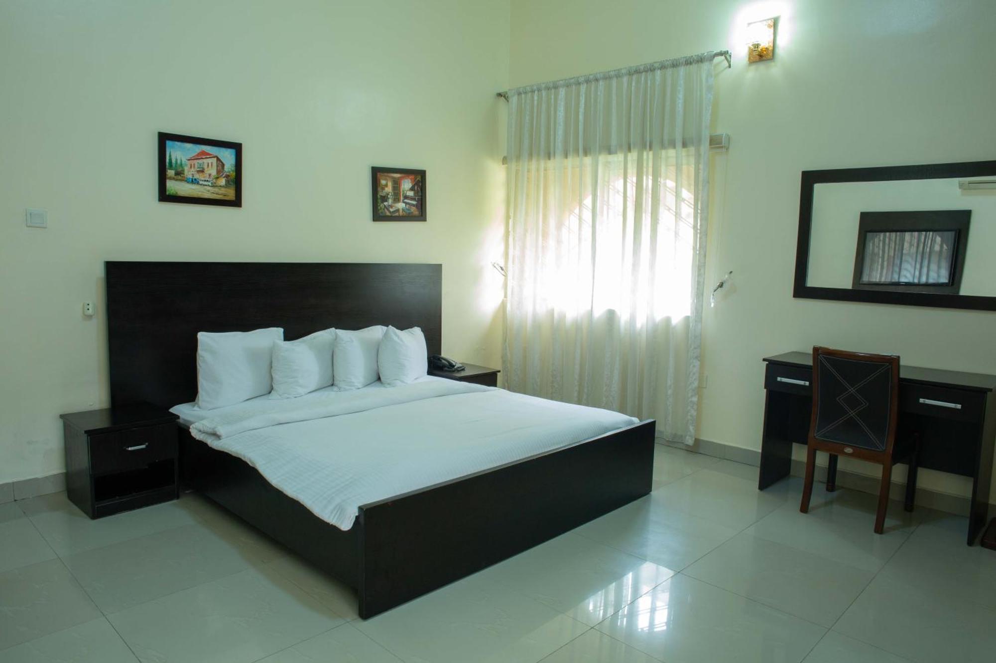 Peniel Apartments Abuja Luaran gambar