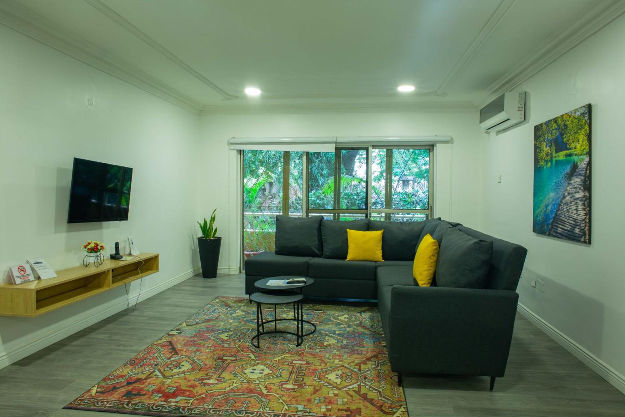 Peniel Apartments Abuja Luaran gambar