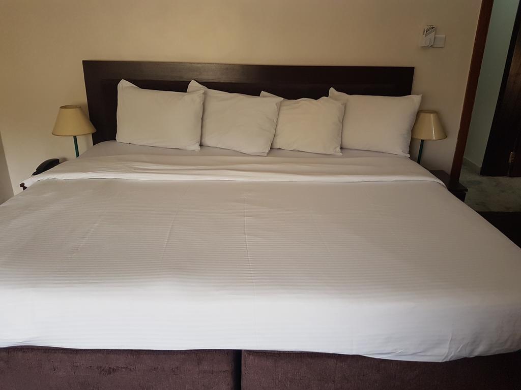 Peniel Apartments Abuja Luaran gambar