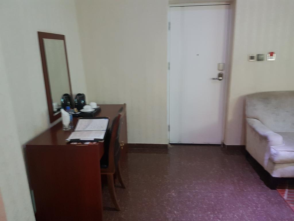 Peniel Apartments Abuja Luaran gambar