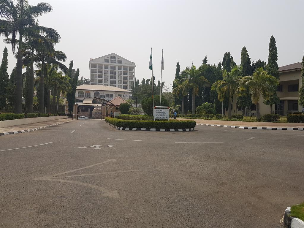 Peniel Apartments Abuja Luaran gambar