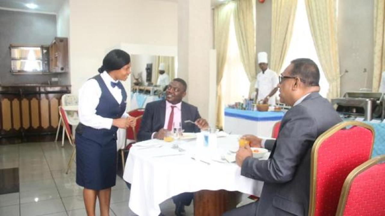 Peniel Apartments Abuja Luaran gambar