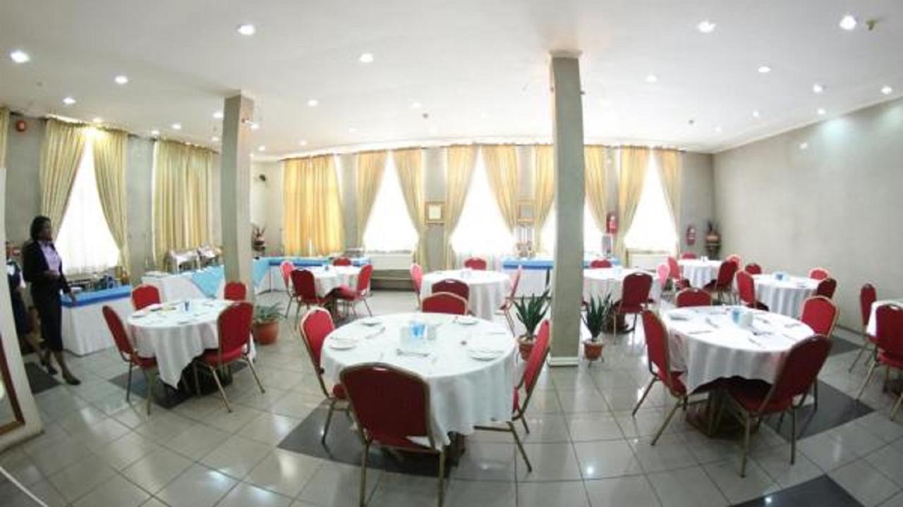 Peniel Apartments Abuja Luaran gambar