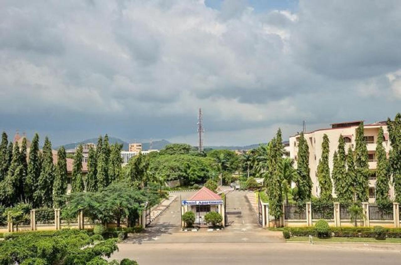 Peniel Apartments Abuja Luaran gambar
