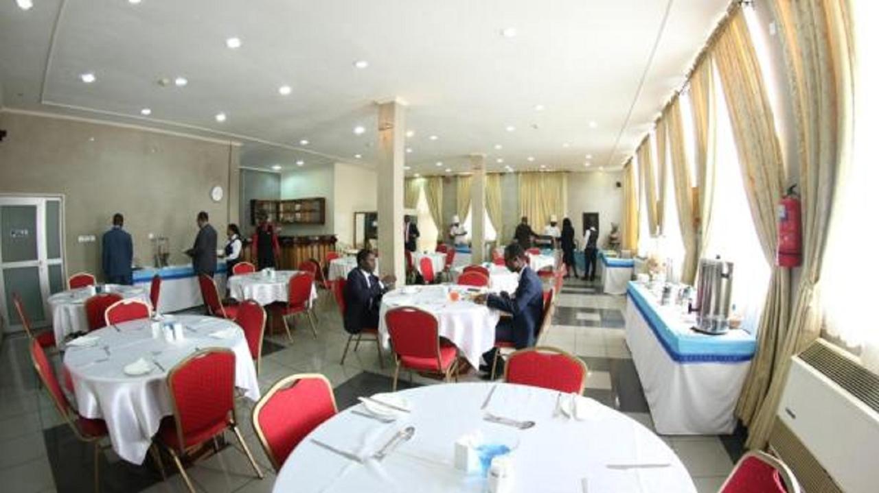 Peniel Apartments Abuja Luaran gambar