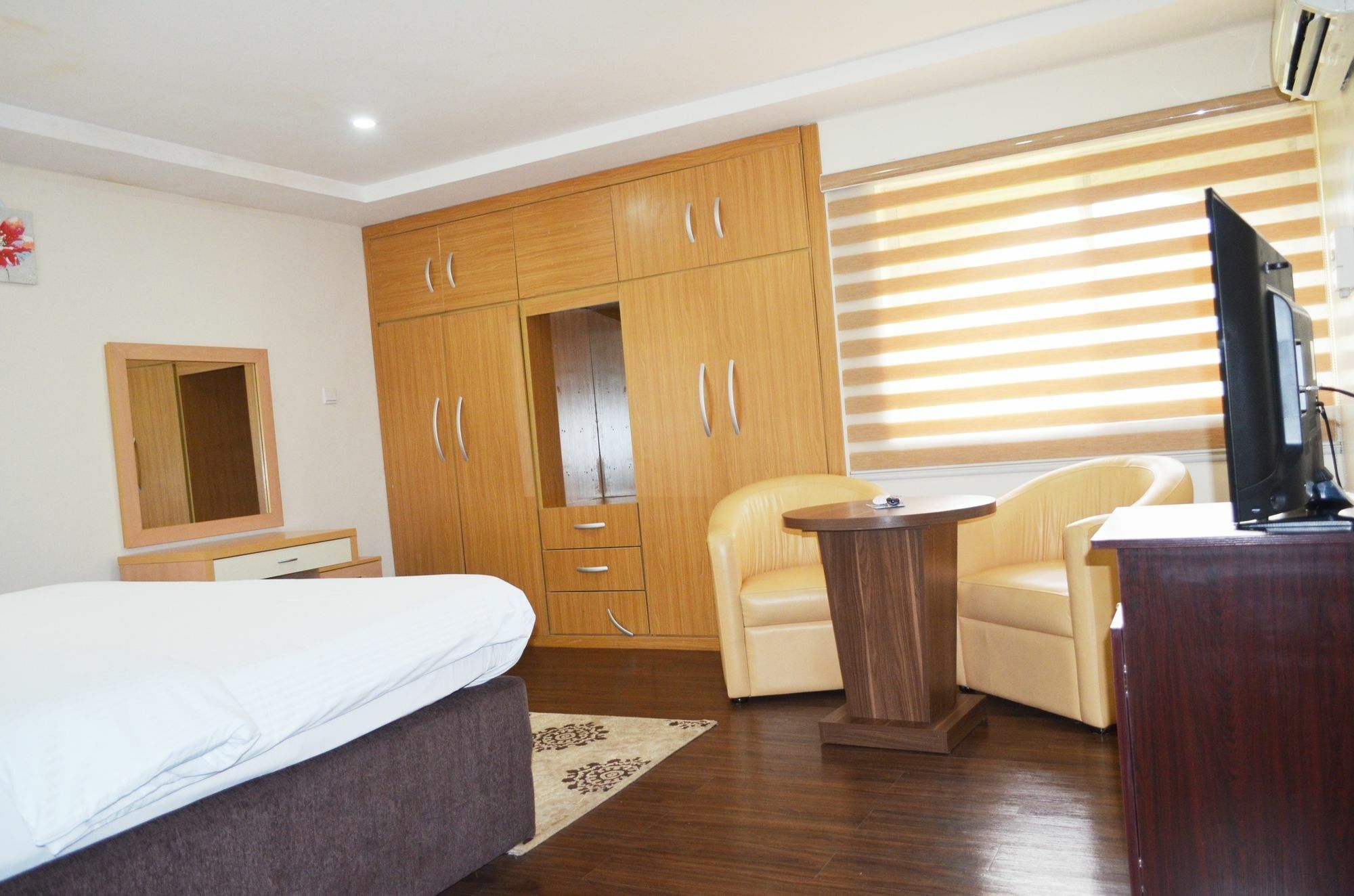 Peniel Apartments Abuja Luaran gambar